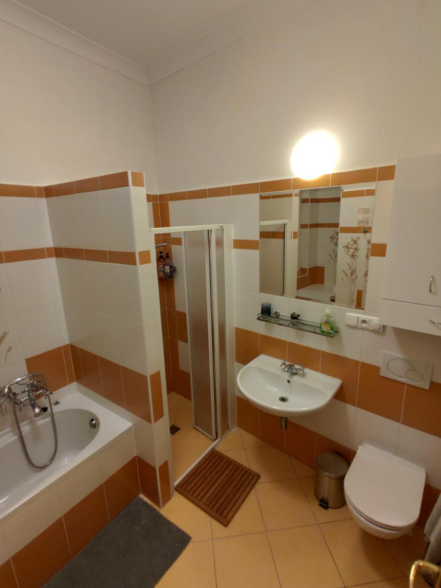 Cozygem House 2 Mins Walk Charles Bridge *